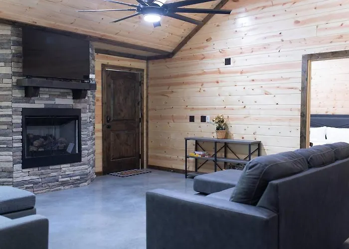The New Luna Lodge In Broken Bow