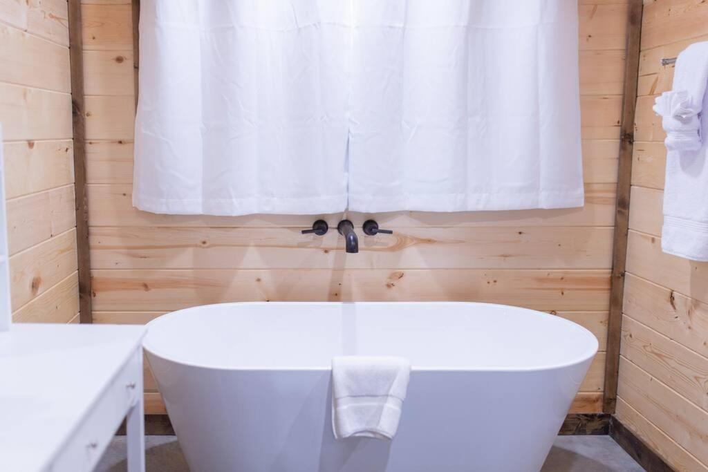 Holiday home The New Luna In Broken Bow